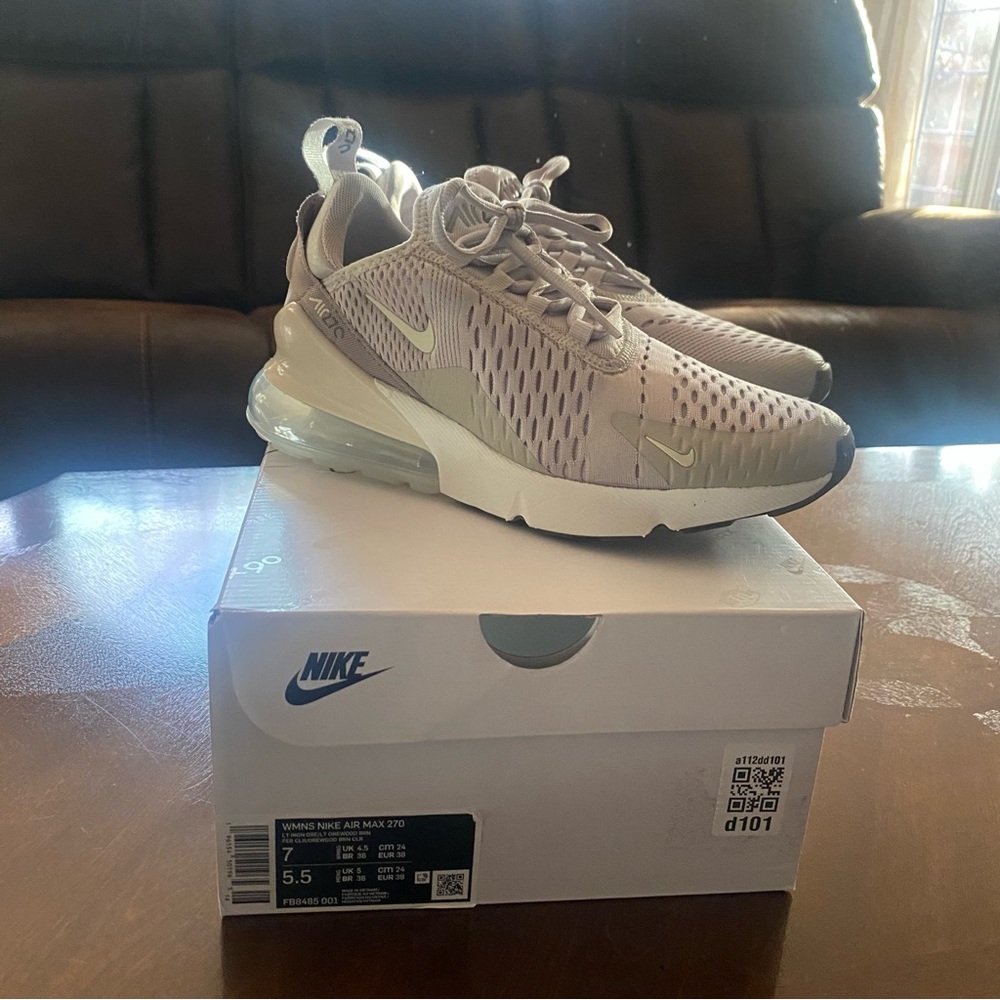 Women’s Nike 270 Light Iron Ore